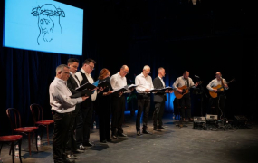 K&uuml;l&ouml;nleges sz&iacute;nh&aacute;zi produkci&oacute;k a fesztiv&aacute;lon